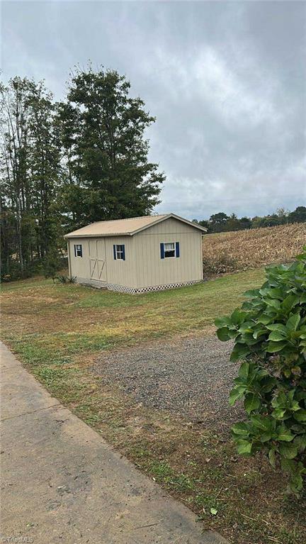 12087 Traphill Road
