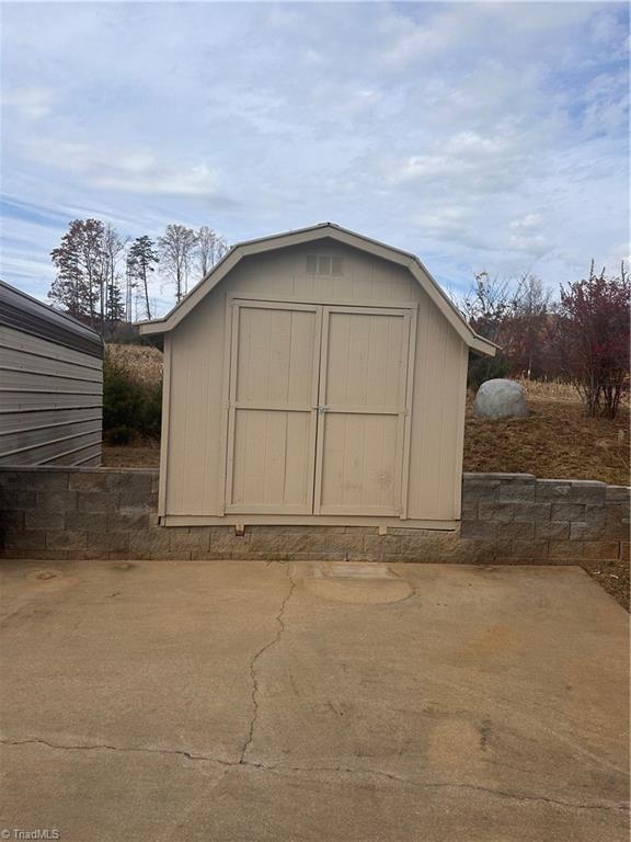 12087 Traphill Road