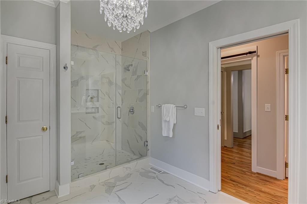 104 Westhaven Circle, Winston-Salem