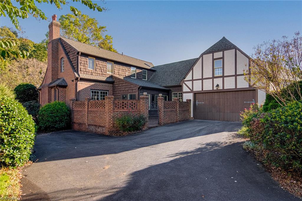 104 Westhaven Circle, Winston-Salem