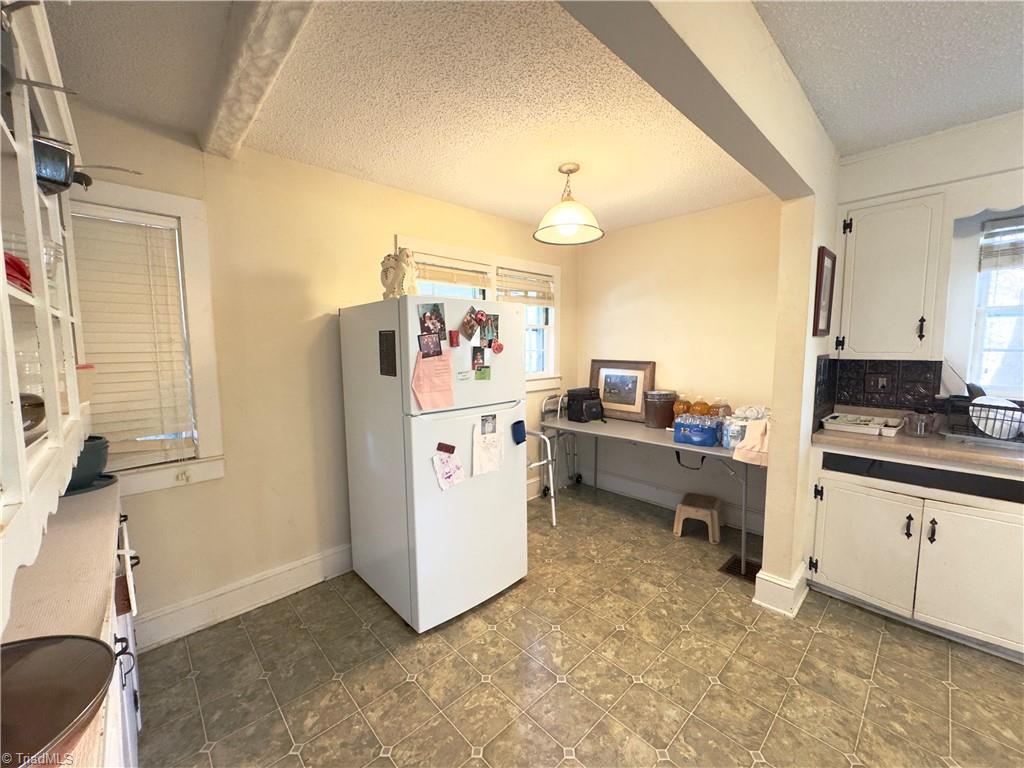 110 Harris Avenue, Elkin