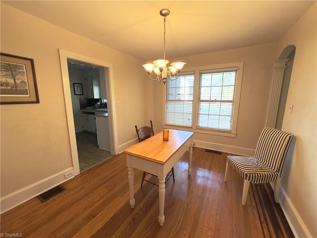 110 Harris Avenue, Elkin