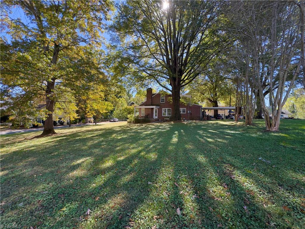 110 Harris Avenue, Elkin