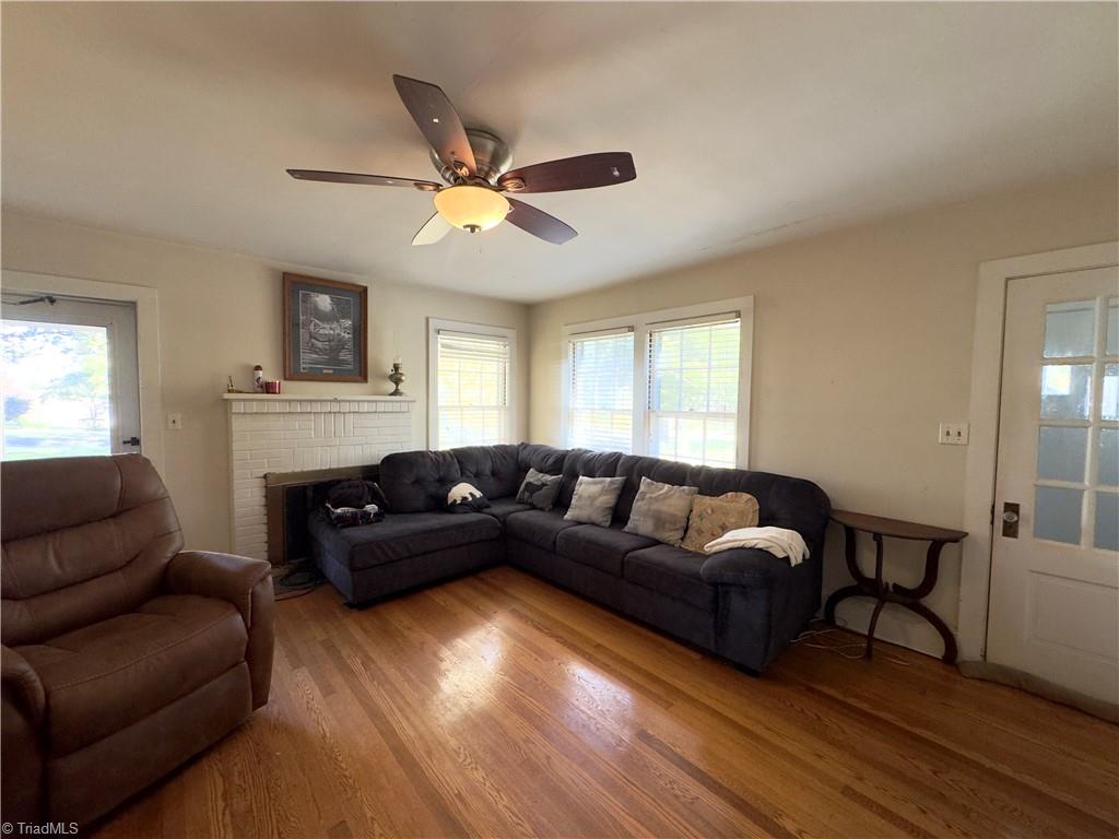 110 Harris Avenue, Elkin