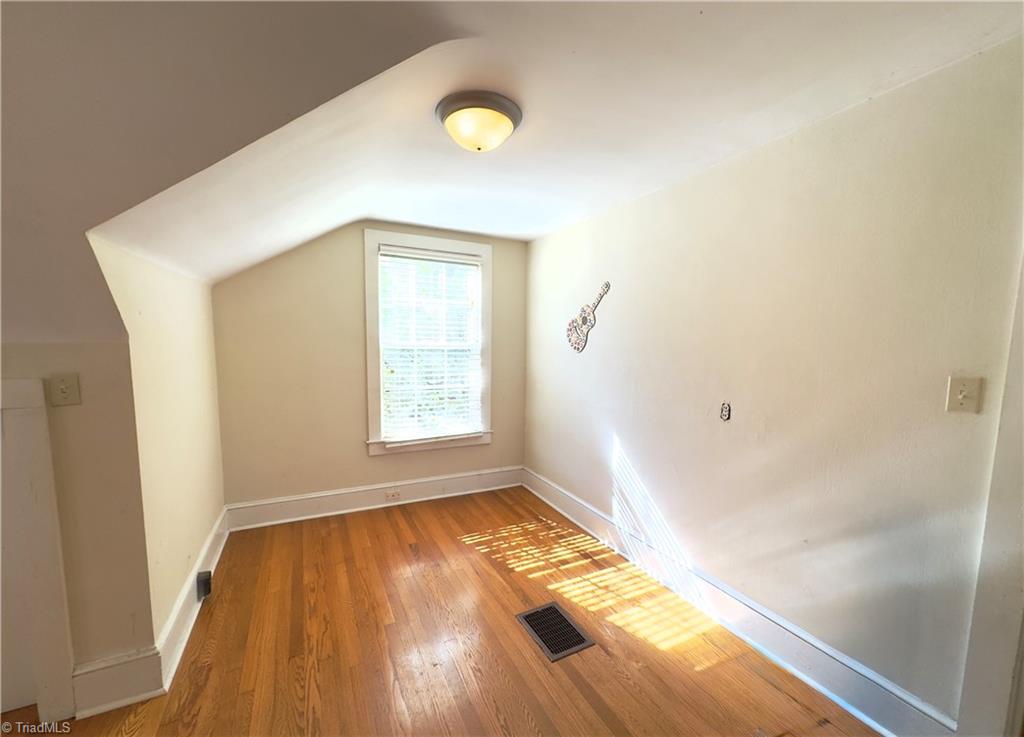 110 Harris Avenue, Elkin