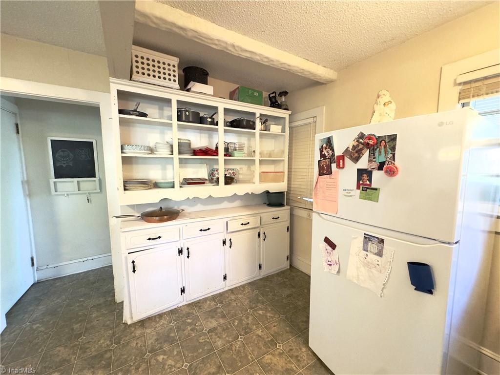 110 Harris Avenue, Elkin