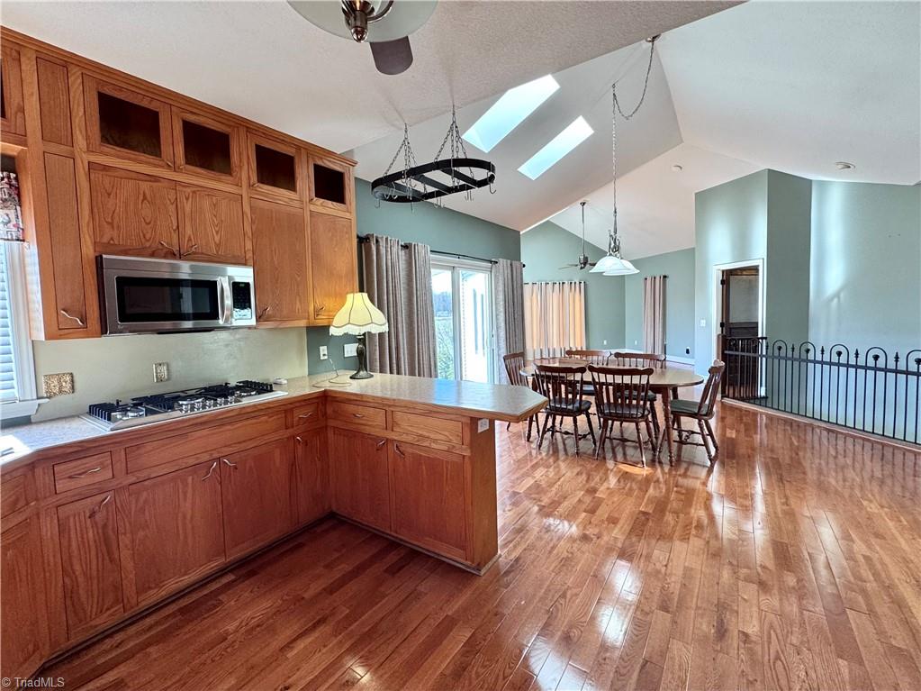 835 Brookfall Dairy Road