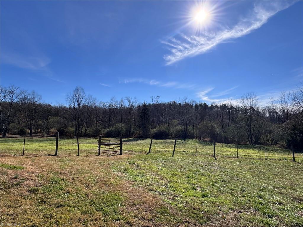835 Brookfall Dairy Road