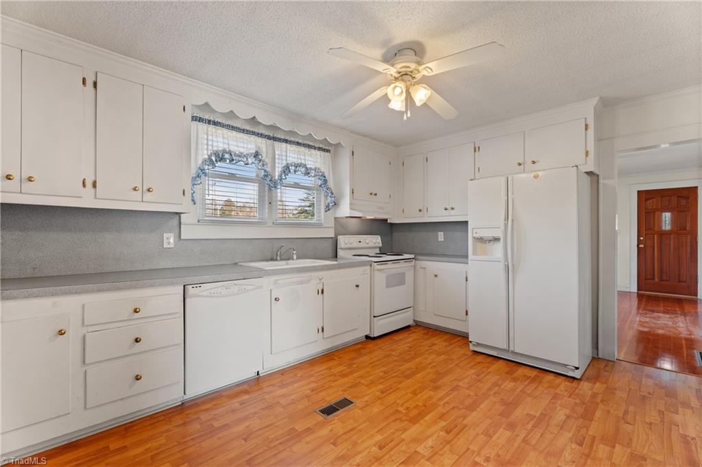 318 Collins Road