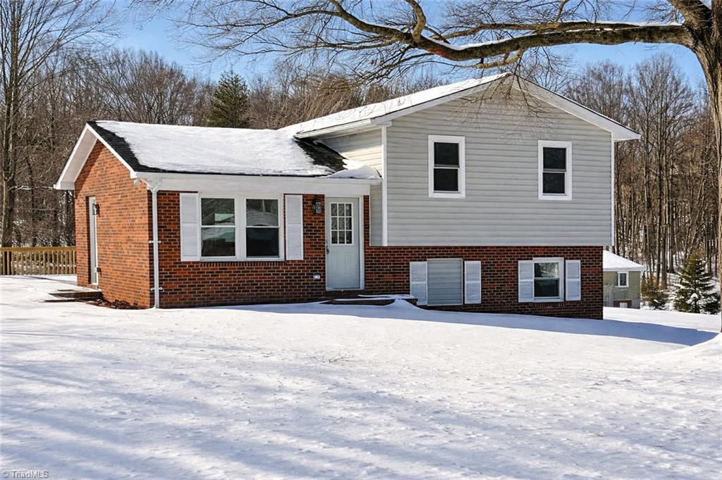 115 Robert Drive