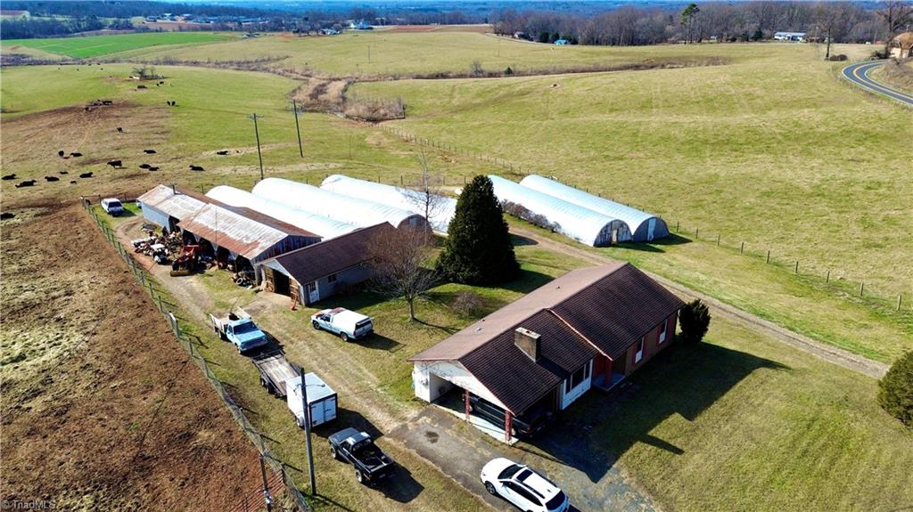 8621 Austin Traphill Road