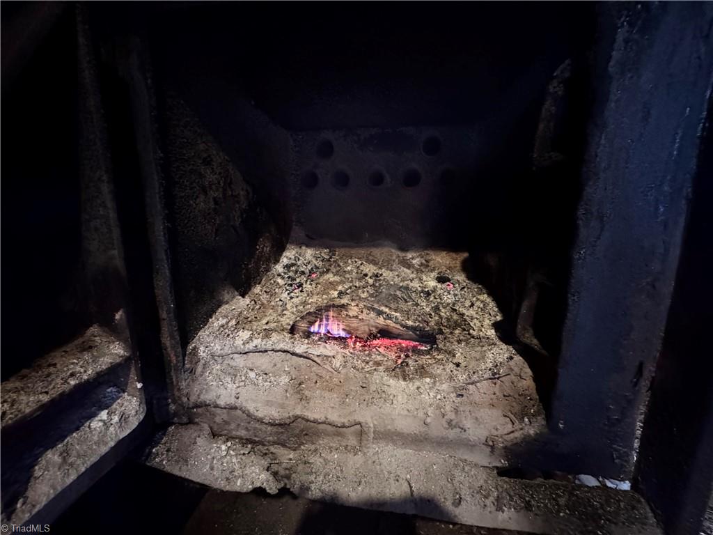 8621 Austin Traphill Road