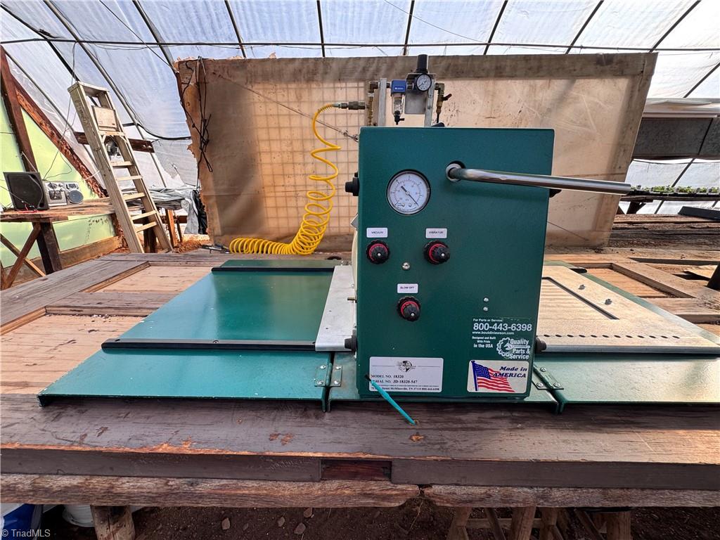 8621 Austin Traphill Road