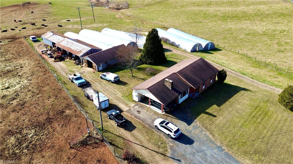 8621 Austin Traphill Road