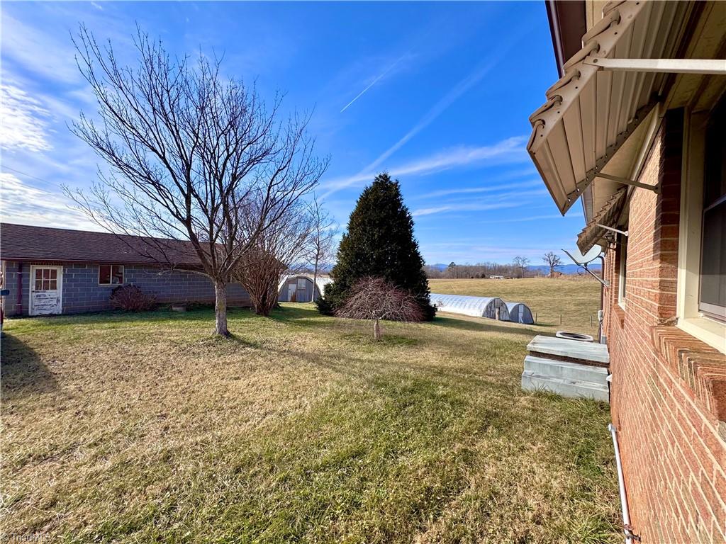 8660 Austin Traphill Road