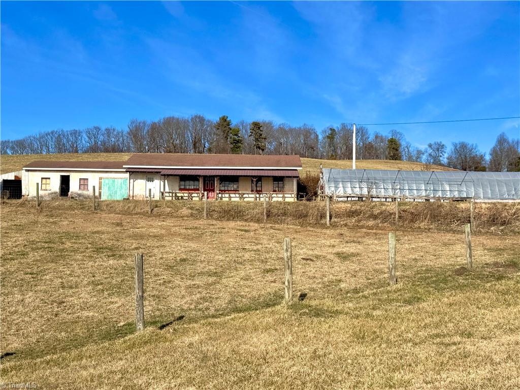 8660 Austin Traphill Road
