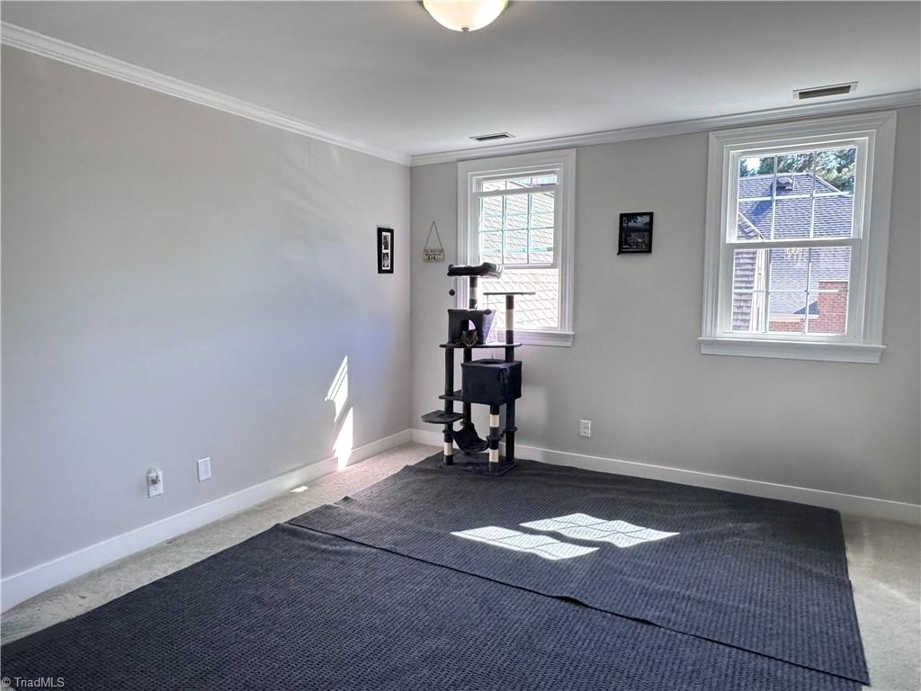 104 Westhaven Circle, Winston-Salem