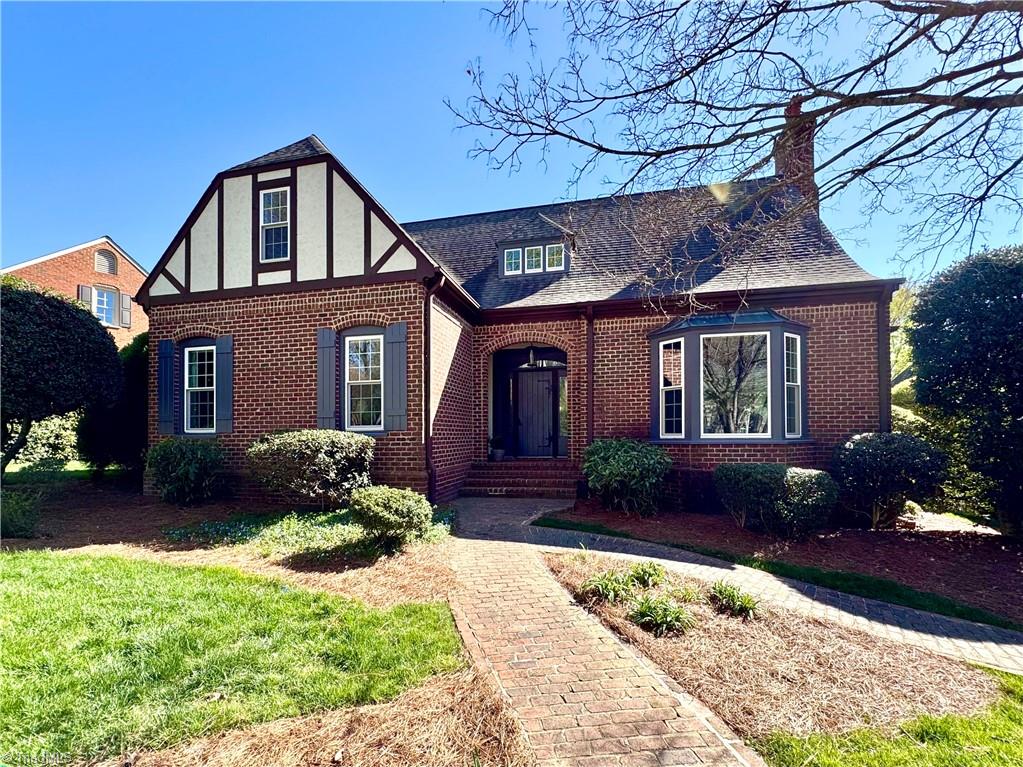 104 Westhaven Circle, Winston-Salem
