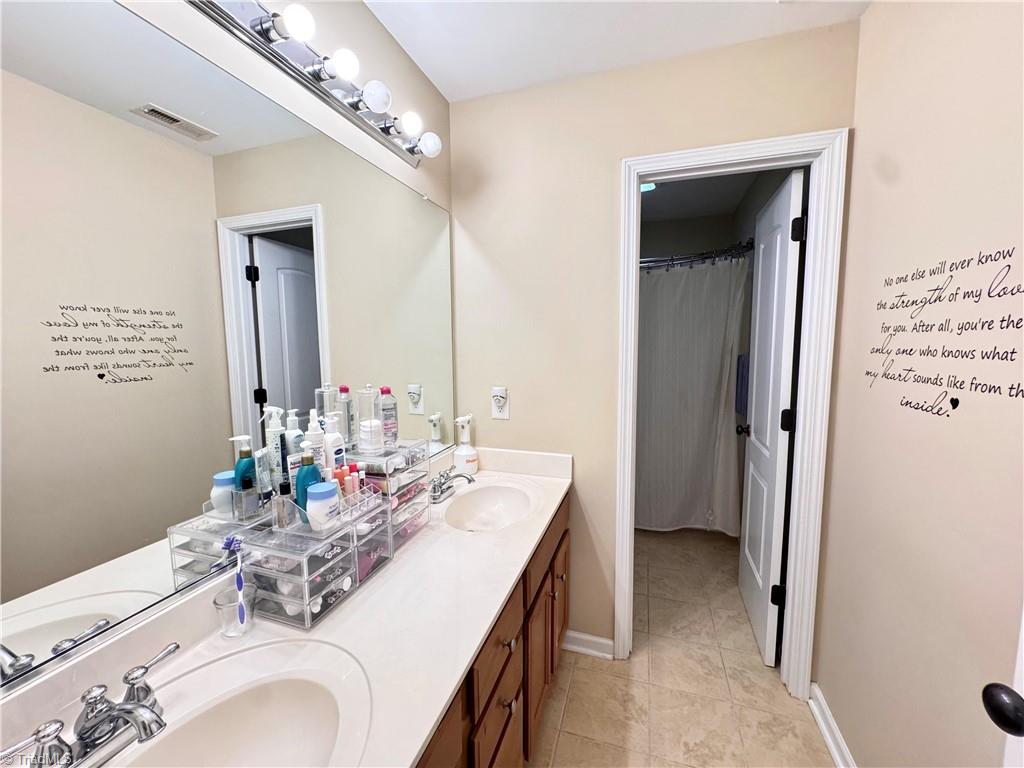 2130 Walnut Crossing Run