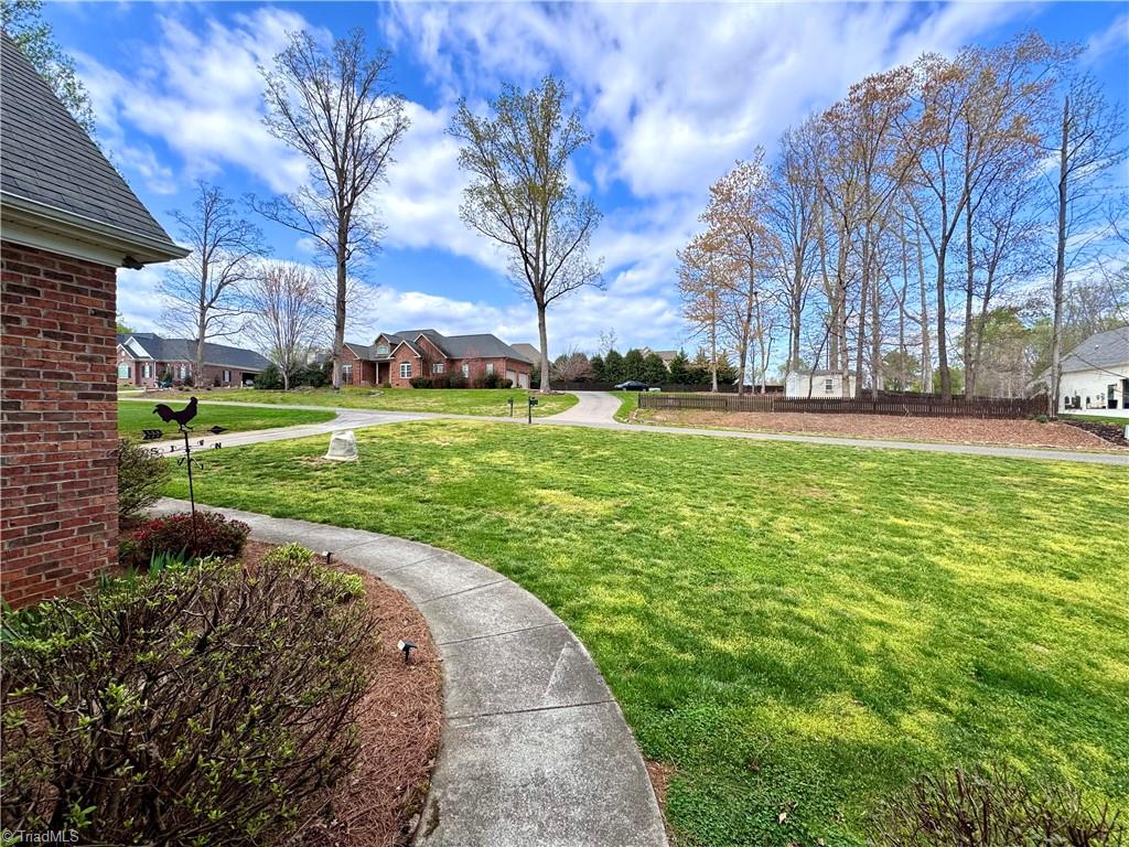 2130 Walnut Crossing Run