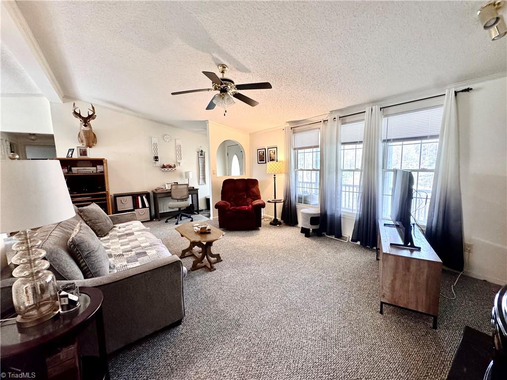 184 Silver Pine Trail