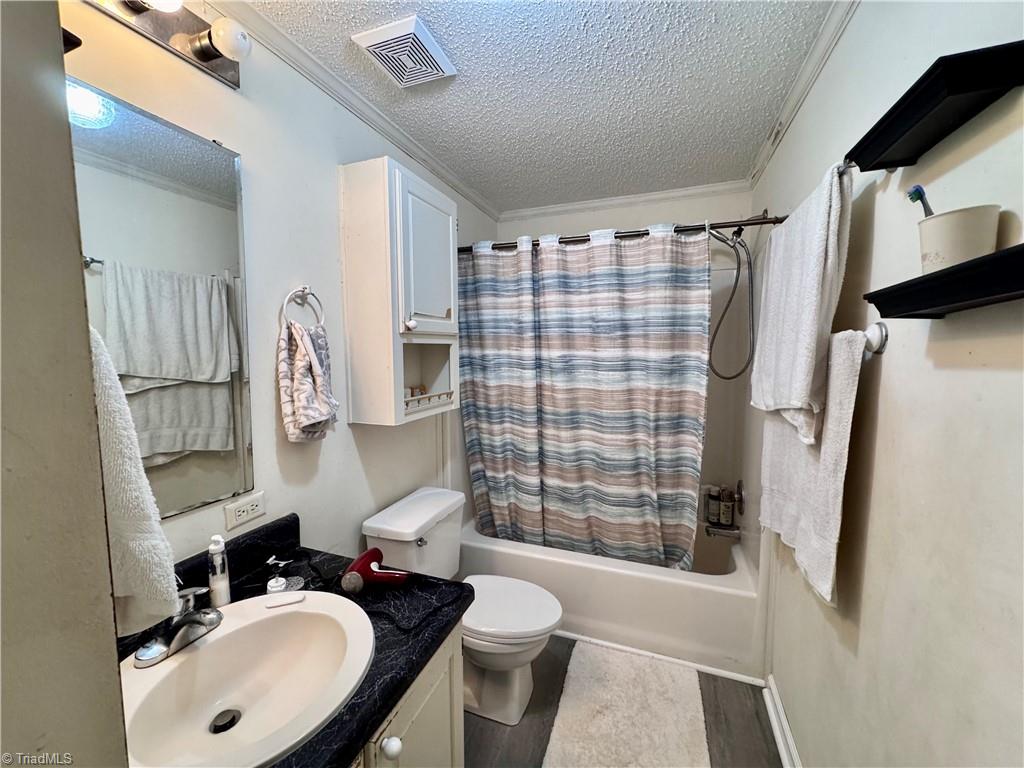 184 Silver Pine Trail