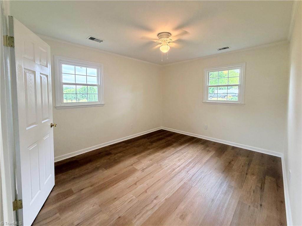 3216 Country View Road