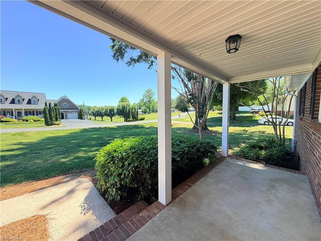 3216 Country View Road