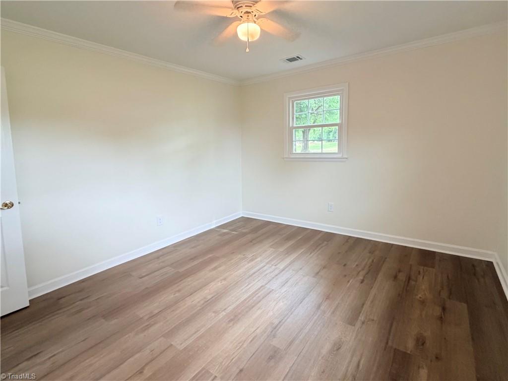 3216 Country View Road