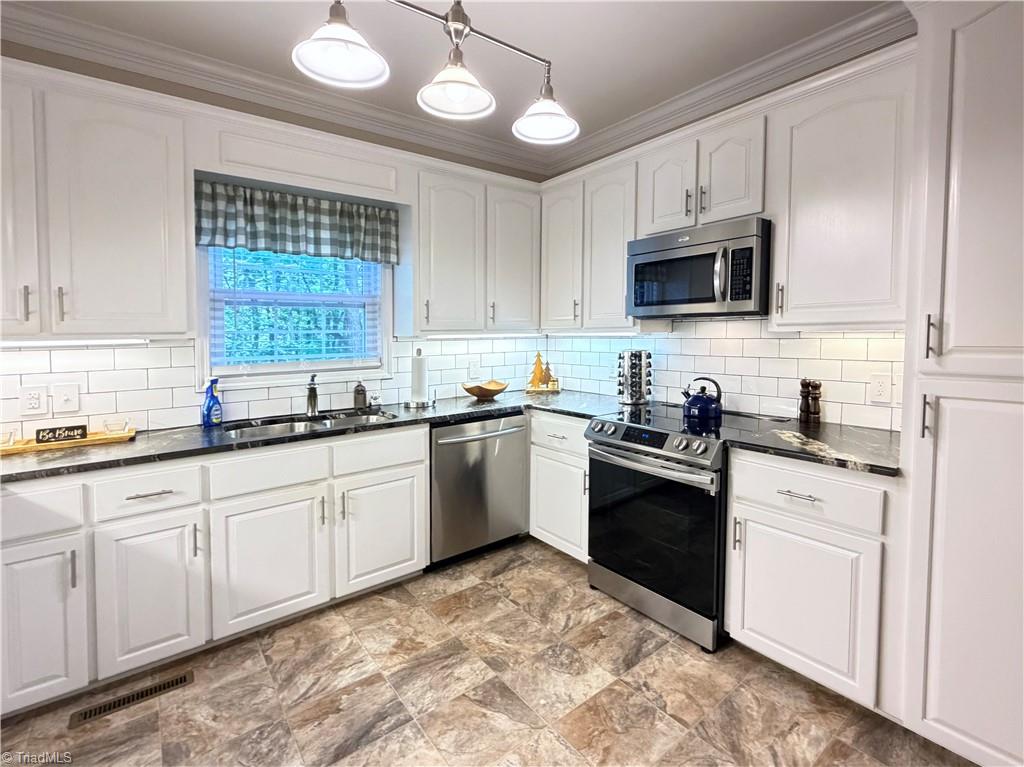 263 Thornecliffe Drive