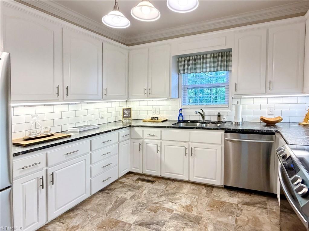 263 Thornecliffe Drive