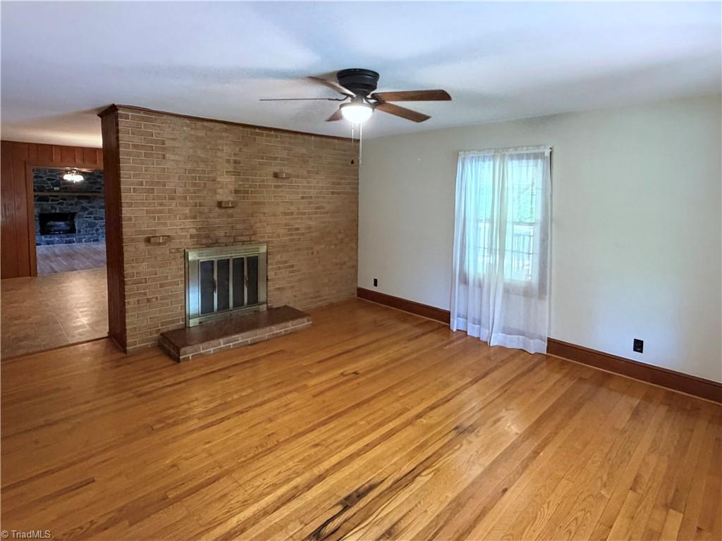 176 Robin Road