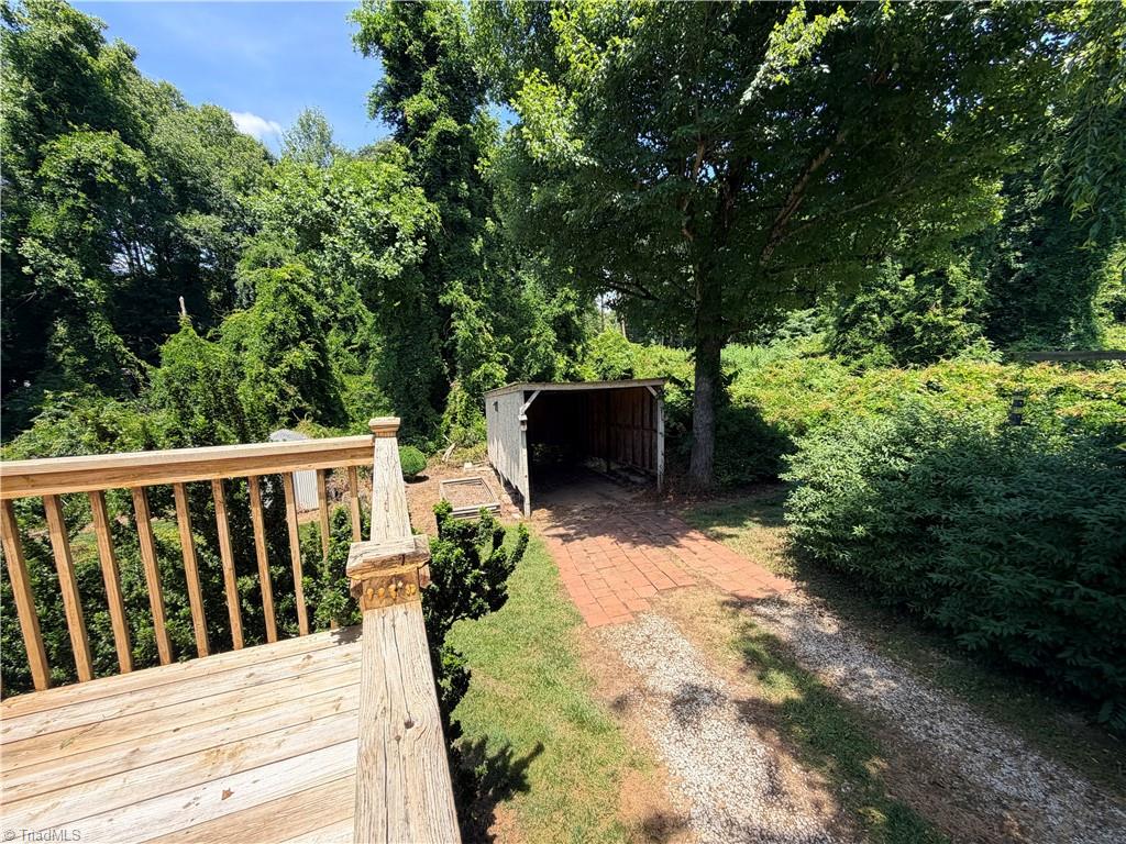 176 Robin Road