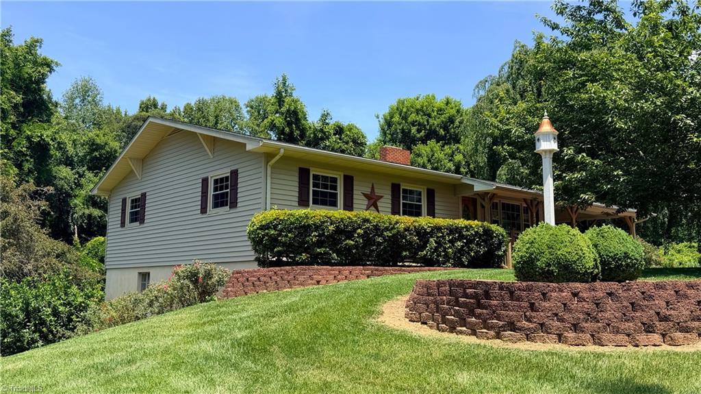 176 Robin Road