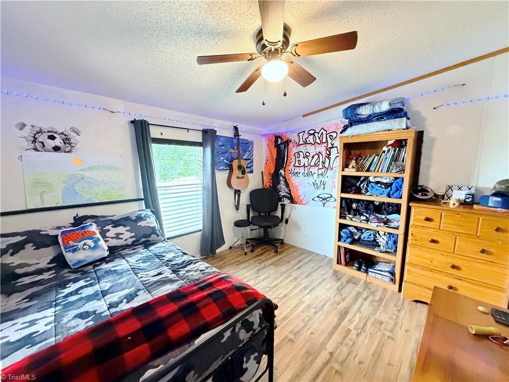 1390 Cb Eller School Road