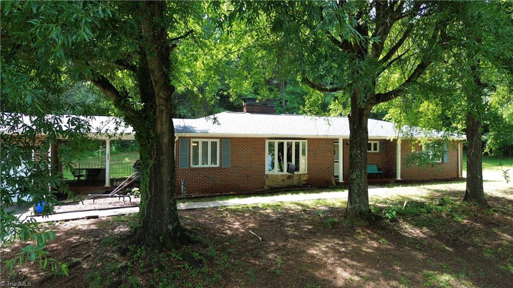 2297 Austin Traphill Road