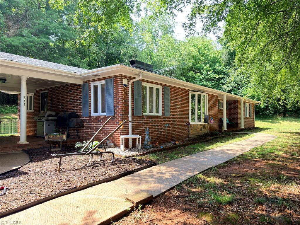 2297 Austin Traphill Road