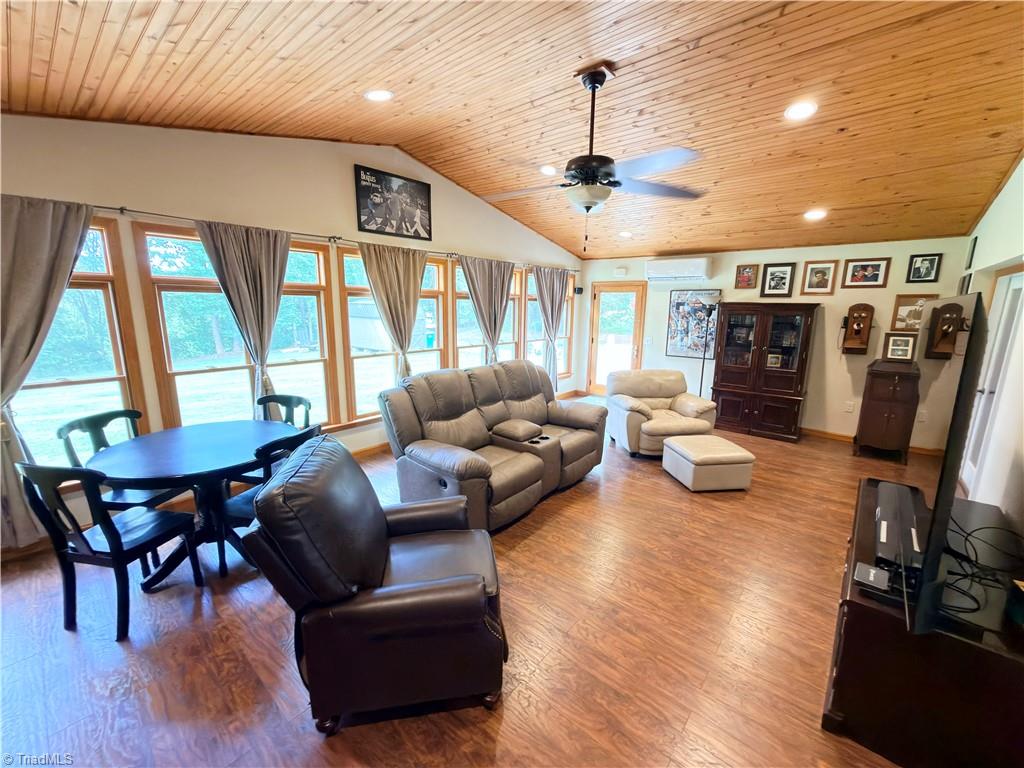 204 Windsor Park Drive