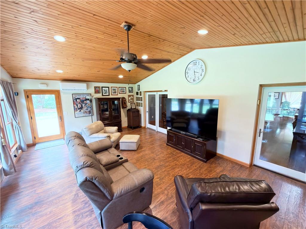 204 Windsor Park Drive