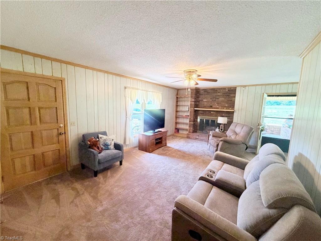 222 Timberlake Trail