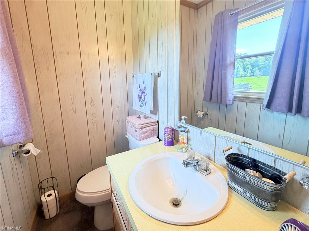 222 Timberlake Trail
