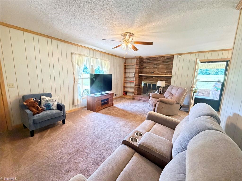 222 Timberlake Trail