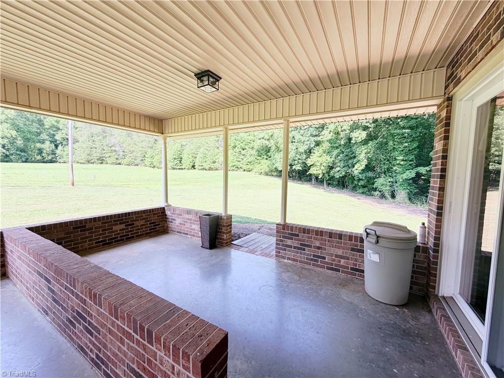 222 Timberlake Trail