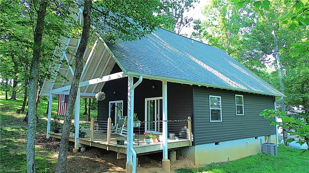 74 Forest Lane