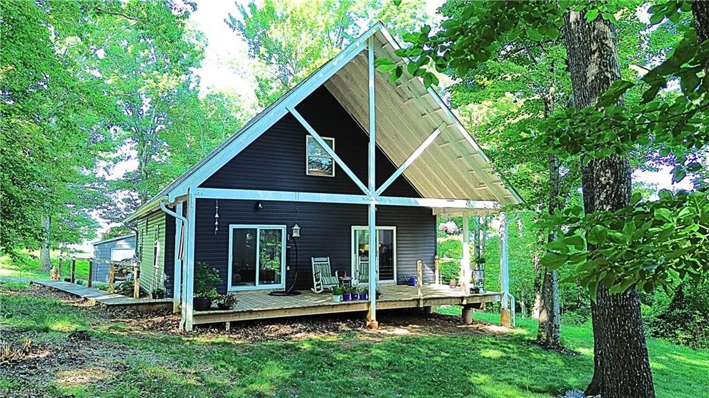 74 Forest Lane