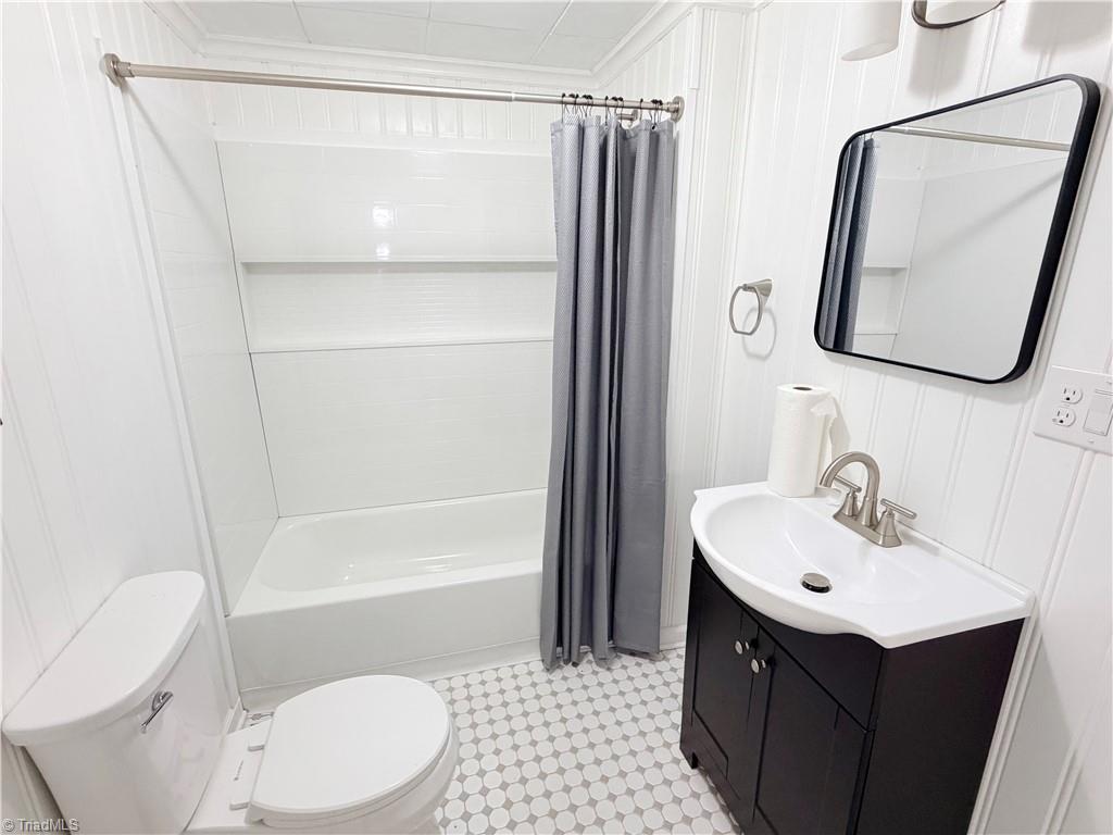 226 White Plains Road