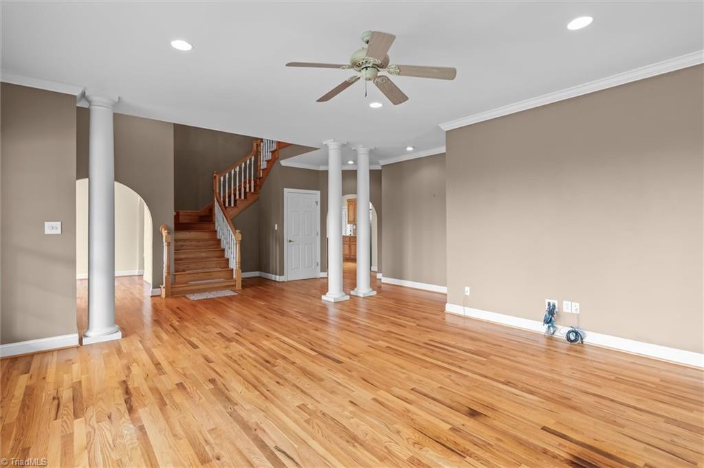 1148 Town N Country Drive