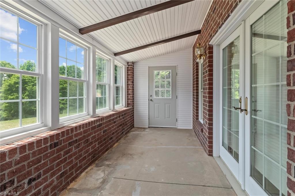 1148 Town N Country Drive