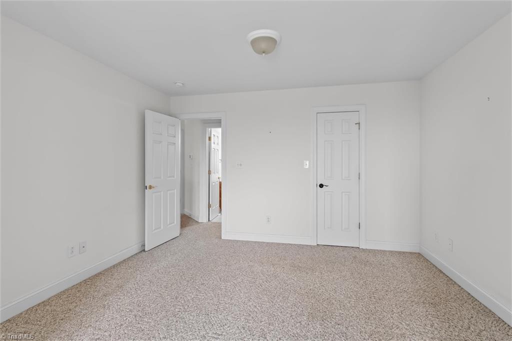 1148 Town N Country Drive