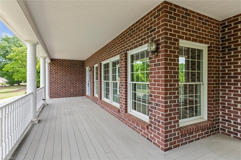 1148 Town N Country Drive